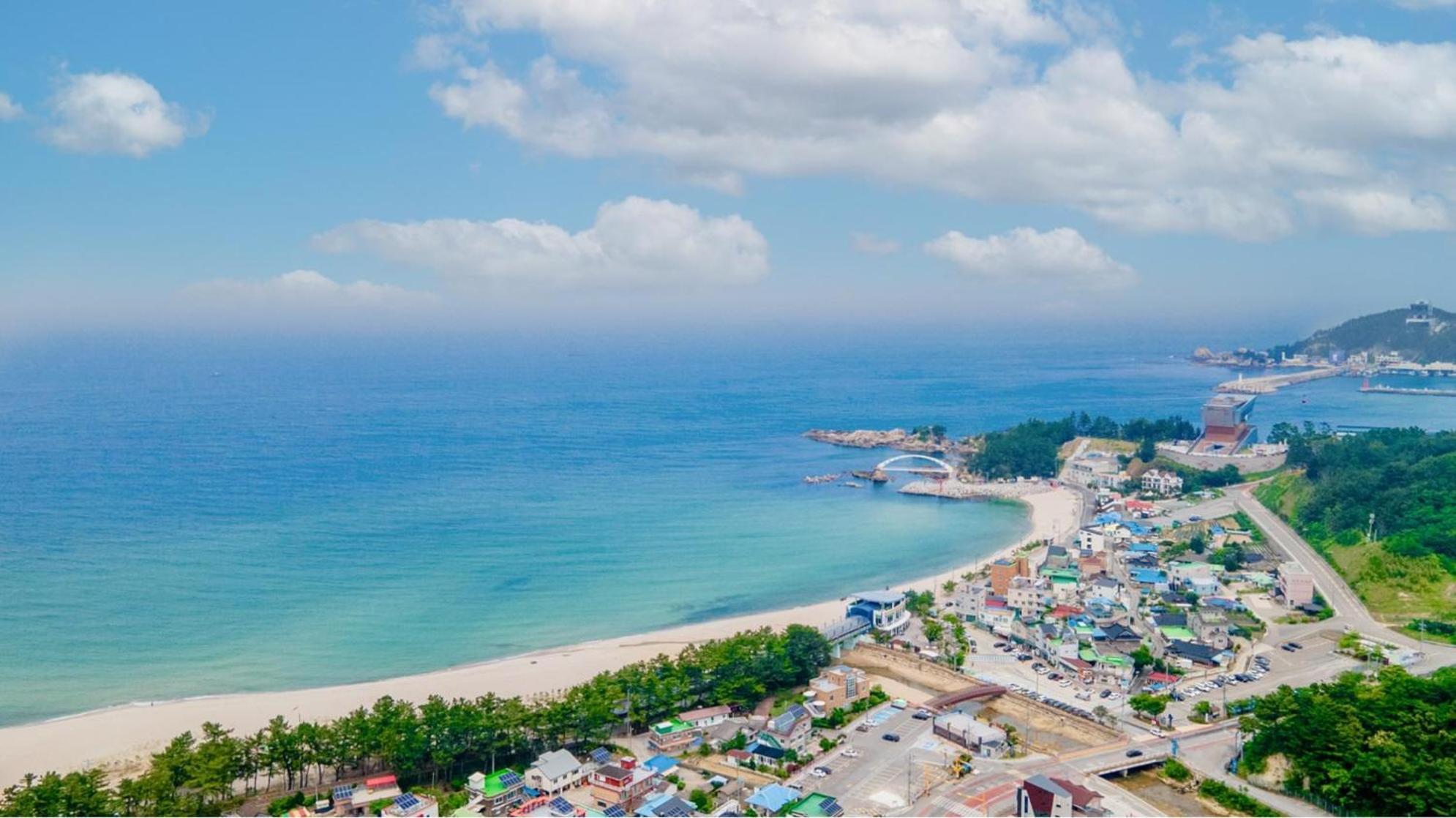 Samcheok Dasarang Pension Bagian luar foto